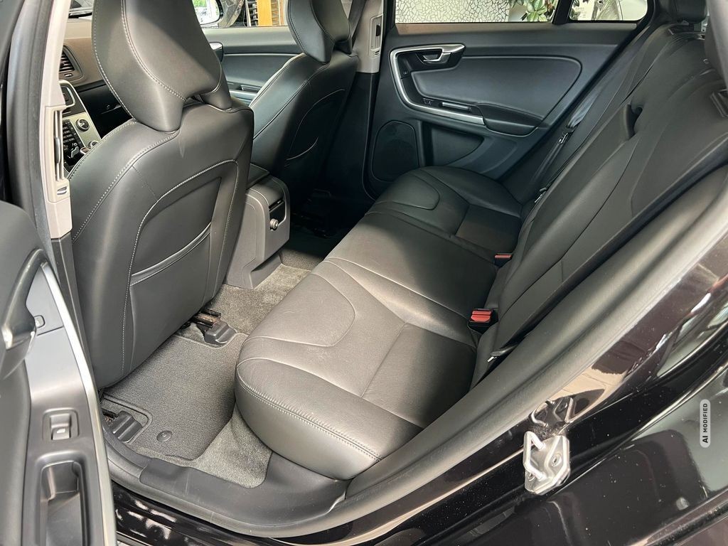 Volvo V60 Cross Country V60 Cross Country D4 Pro SCHECKHEFT|AHK|KAMERA