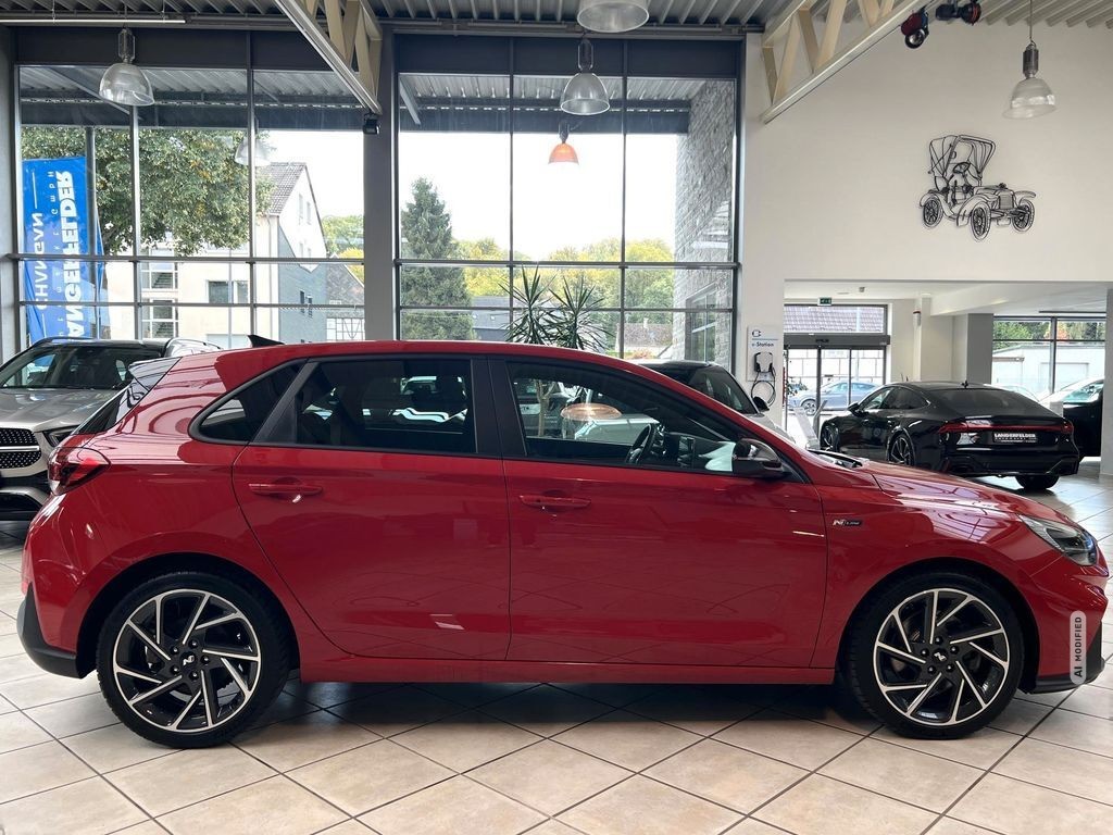 Hyundai i30 1.5 T-GDI N-Line|MHEV|1.HAND|KAMERA|SHZ|LHZ
