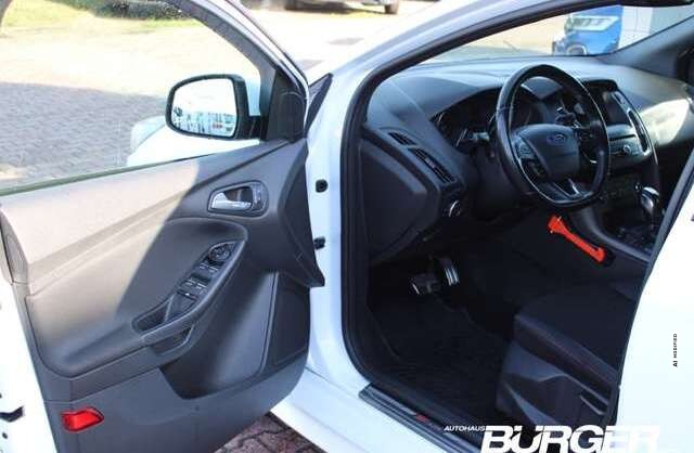 Ford Focus Turnier ST-Line Navi Kamera Sitzheizung