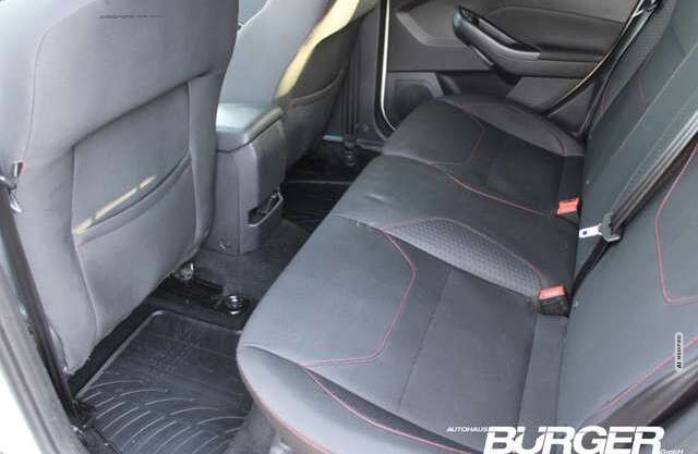 Ford Focus Turnier ST-Line Navi Kamera Sitzheizung