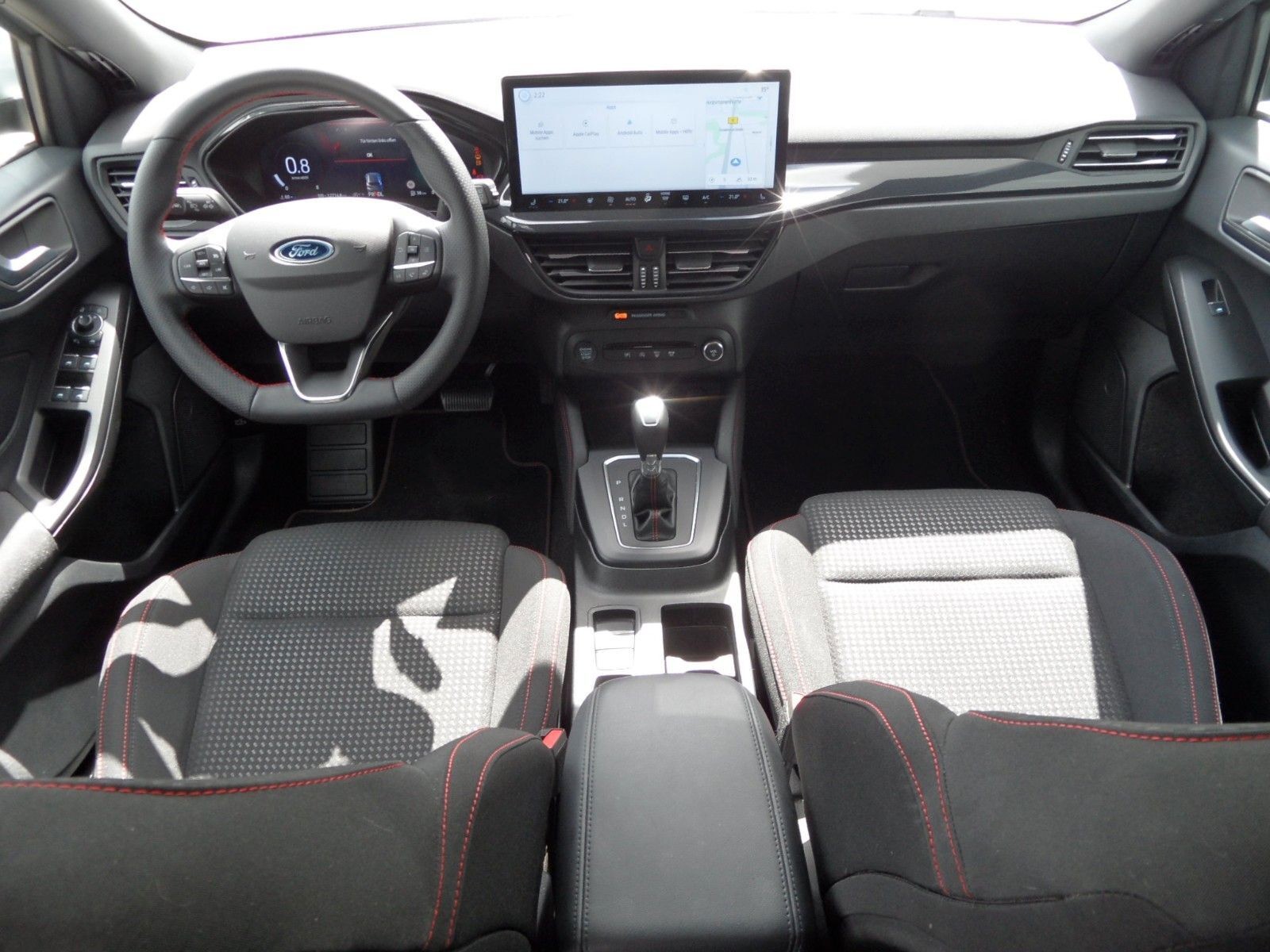 Ford Focus Turnier ST-Line X+Cam+Panoramadach+AHK+AT