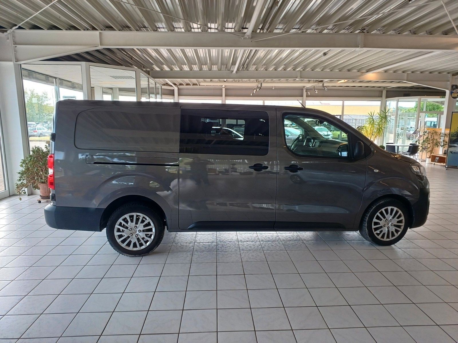 Opel Vivaro Kasten Edition L  Doppelkabine