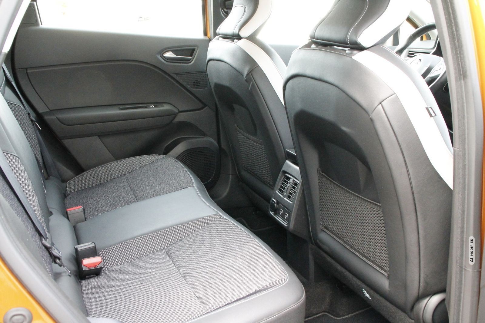 Renault Captur II INTENS TCe 140 EDC