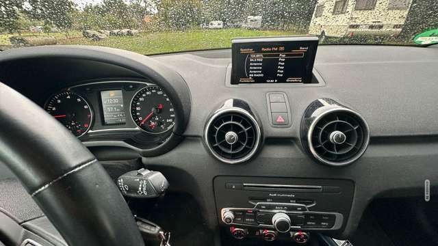 Audi A1 1.0 TFSI sport+Navi+Klimatr.+Ganz+SH+FSE