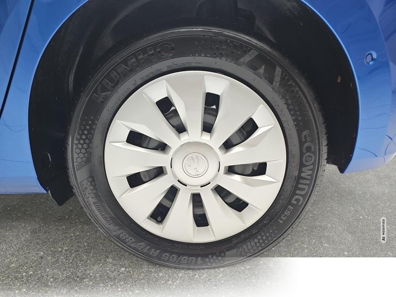 Skoda Fabia 1.0 TSI LED P-Assist PDC Kamera