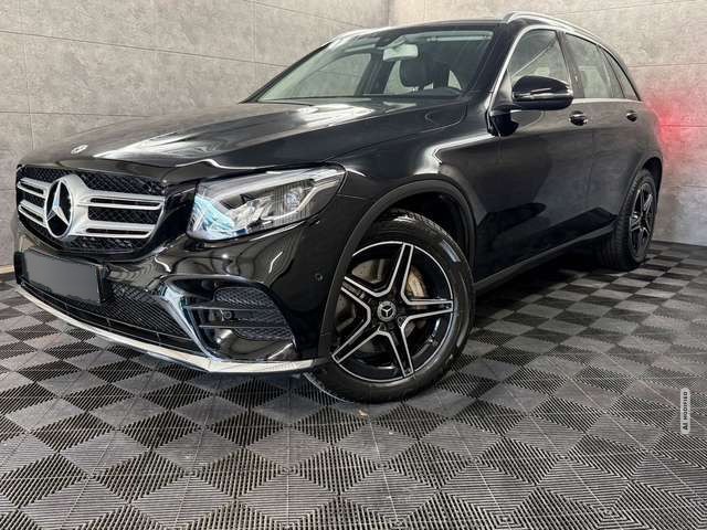 Mercedes-Benz GLC 250 AMG Line 4M AUT*LED*NAVI*AHK*TEMPO*PDC