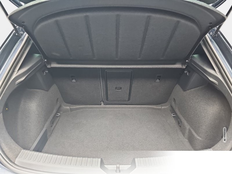 Seat Leon 1.5 eTSI DSG FR Navi LED Pano LM17