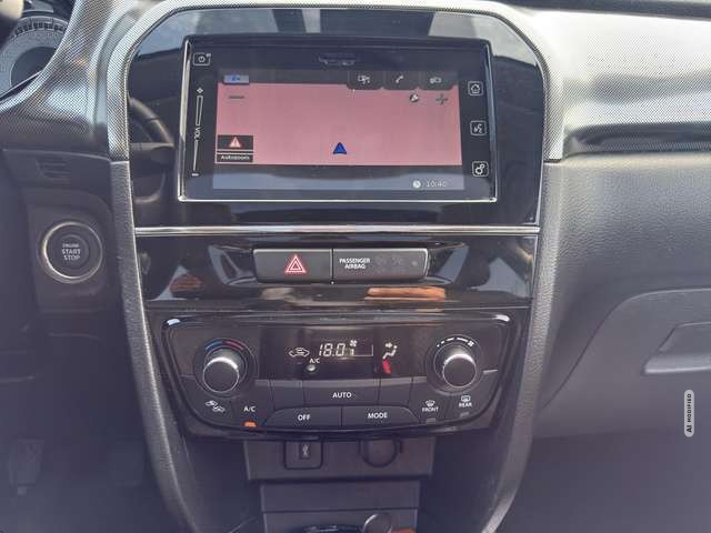 Suzuki Vitara 1.4 Mild-Hybrid Comfort+ 4x2 NAVI / PANORAMA / SIT