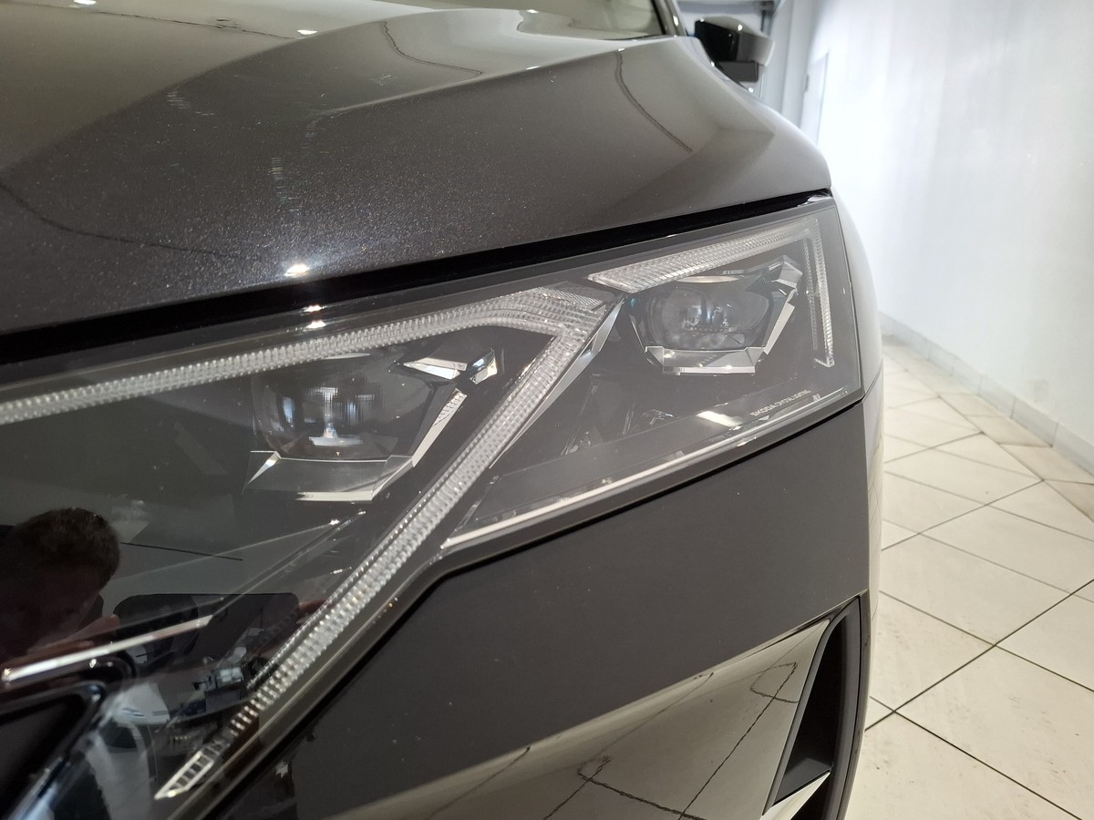 Skoda Octavia Combi 1.5 TSI MHEV Matrix Head-Up