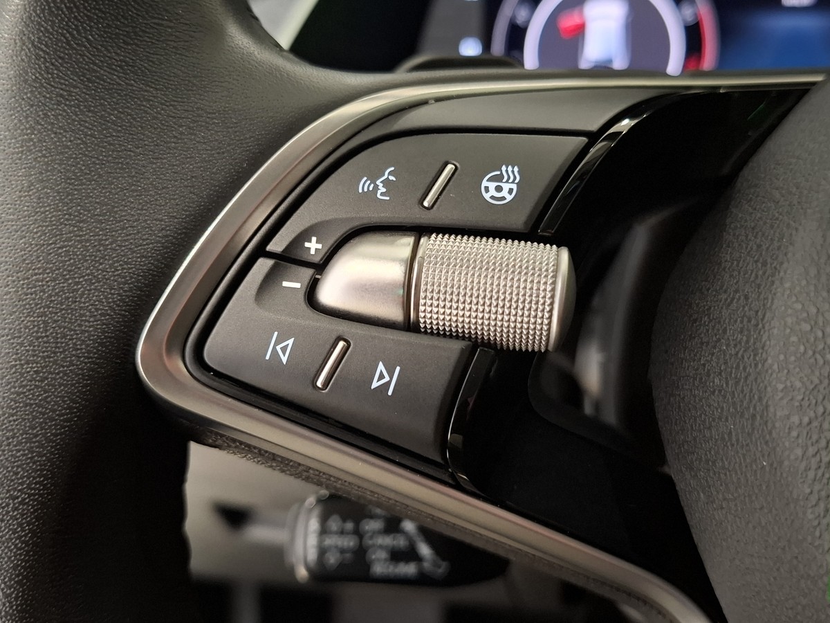 Skoda Octavia Combi 1.5 TSI MHEV Matrix Head-Up