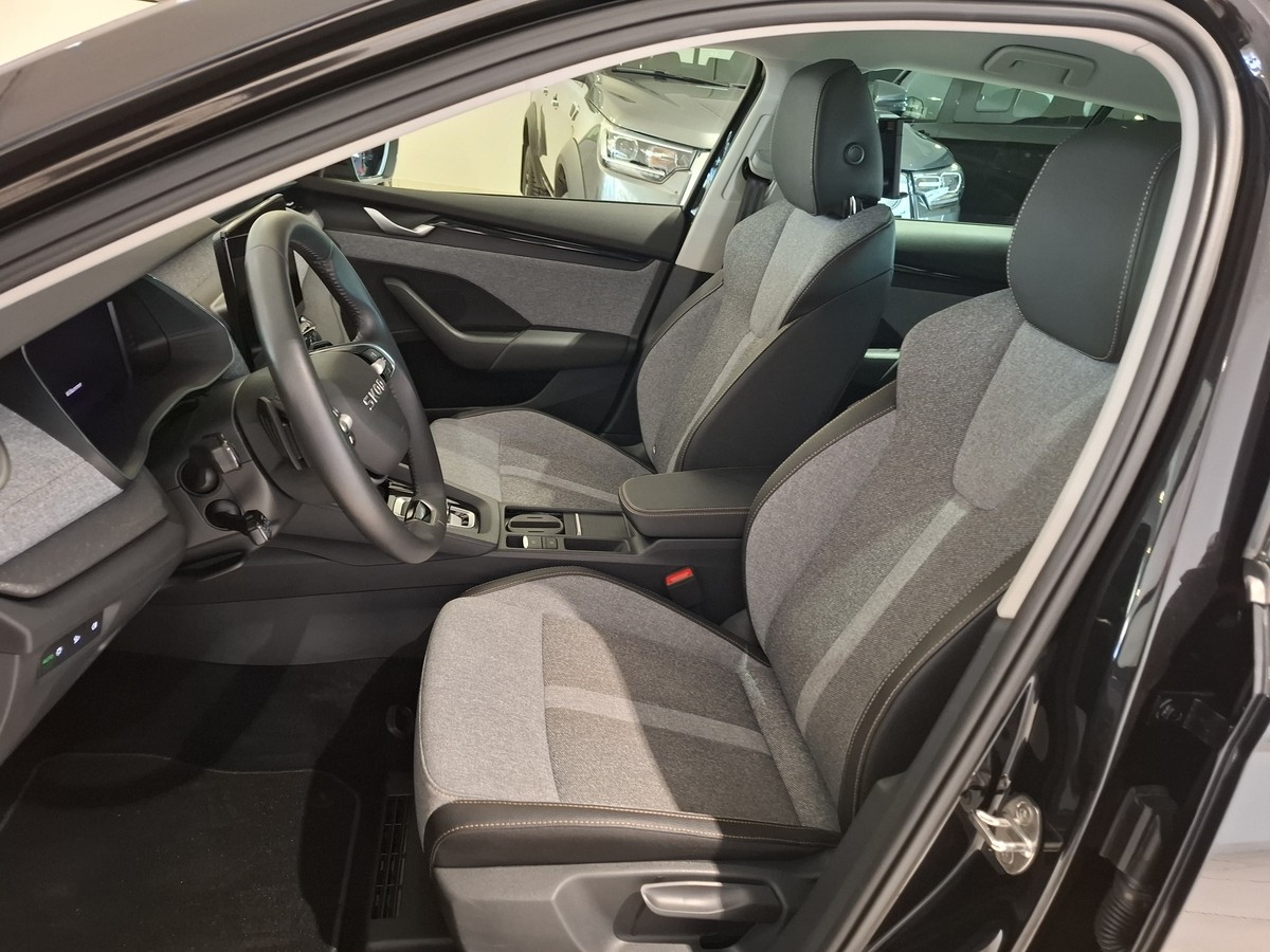 Skoda Octavia Combi 1.5 TSI MHEV Matrix Head-Up