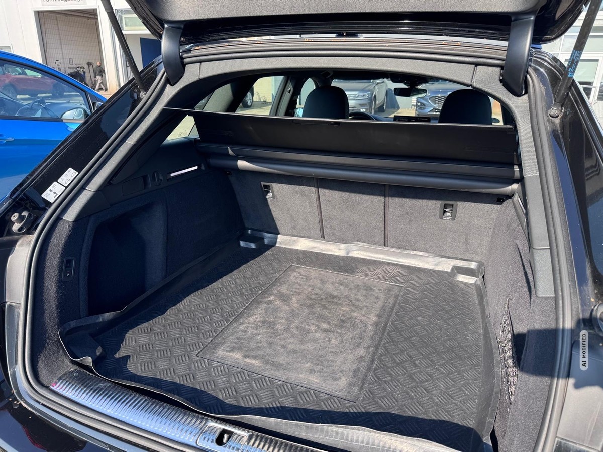 Audi A4 40 TDI Avant advanced*ACC*AHK*