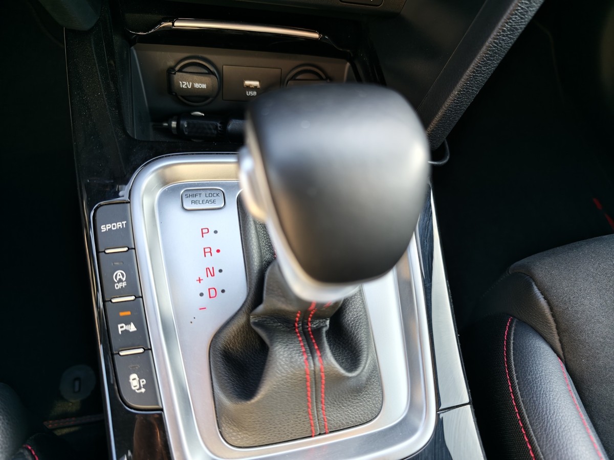 Kia pro_cee'd / ProCeed 1.6 T-GDI GT Racing Edition Giacuzzo JBL