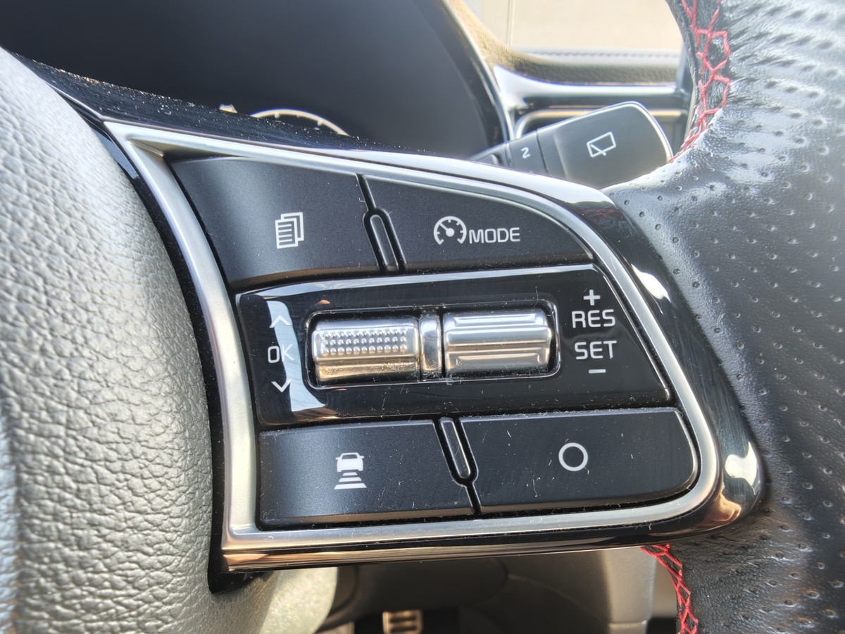 Kia pro_cee'd / ProCeed 1.6 T-GDI GT Racing Edition Giacuzzo JBL