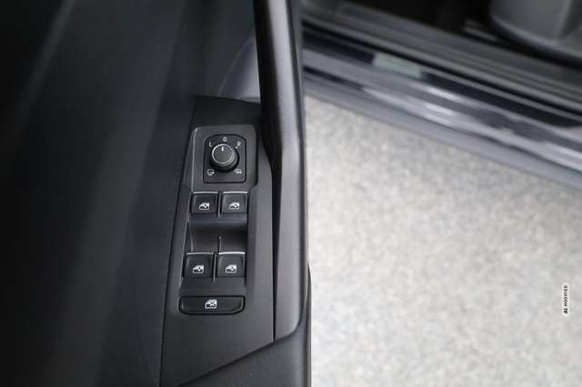 Volkswagen T-Cross 1.0 TSI DSG Style, AHK, Navi, ACC, LED, Kamera