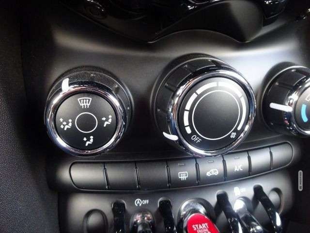 MINI Cooper S Cabrio PDC Radio BT