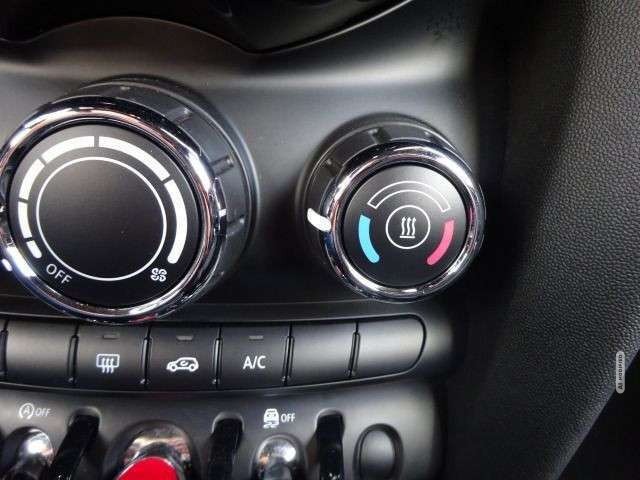 MINI Cooper S Cabrio PDC Radio BT