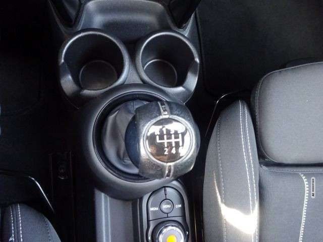MINI Cooper S Cabrio PDC Radio BT