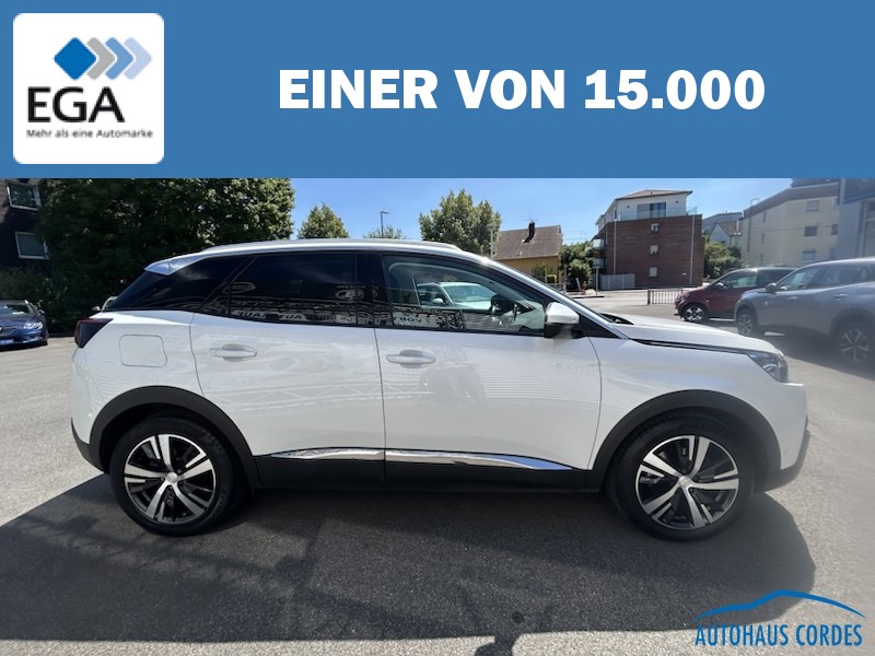 Peugeot 3008 1.5 BlueHDi 130 ALLURE AUTOM*KLIMA*SHZG*NAVI*ALU*R-CAM