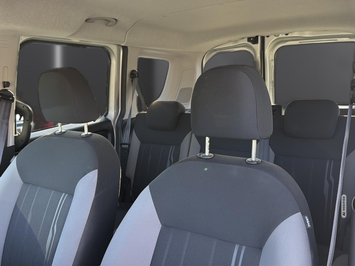 Fiat Doblo Cargo 1.4 T-Jet SX  *Klima * PDC * 5 Sitzer