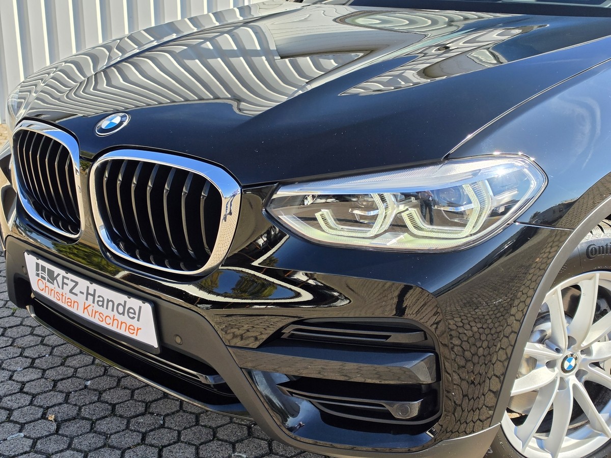 BMW X3 xDrive 30i AHK 2400 kg*Head-Up*LED*Komfortzugang
