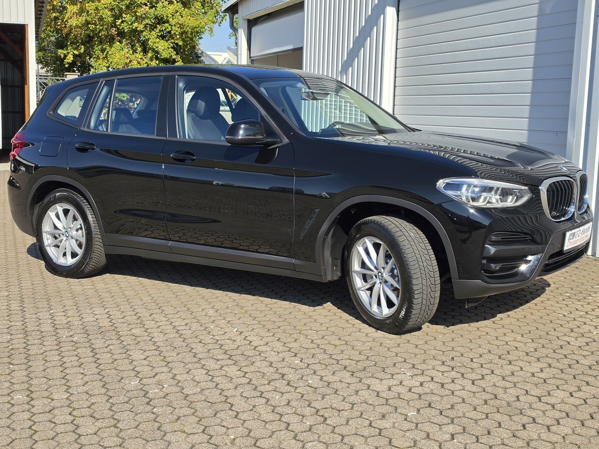 BMW X3 xDrive 30i AHK 2400 kg*Head-Up*LED*Komfortzugang