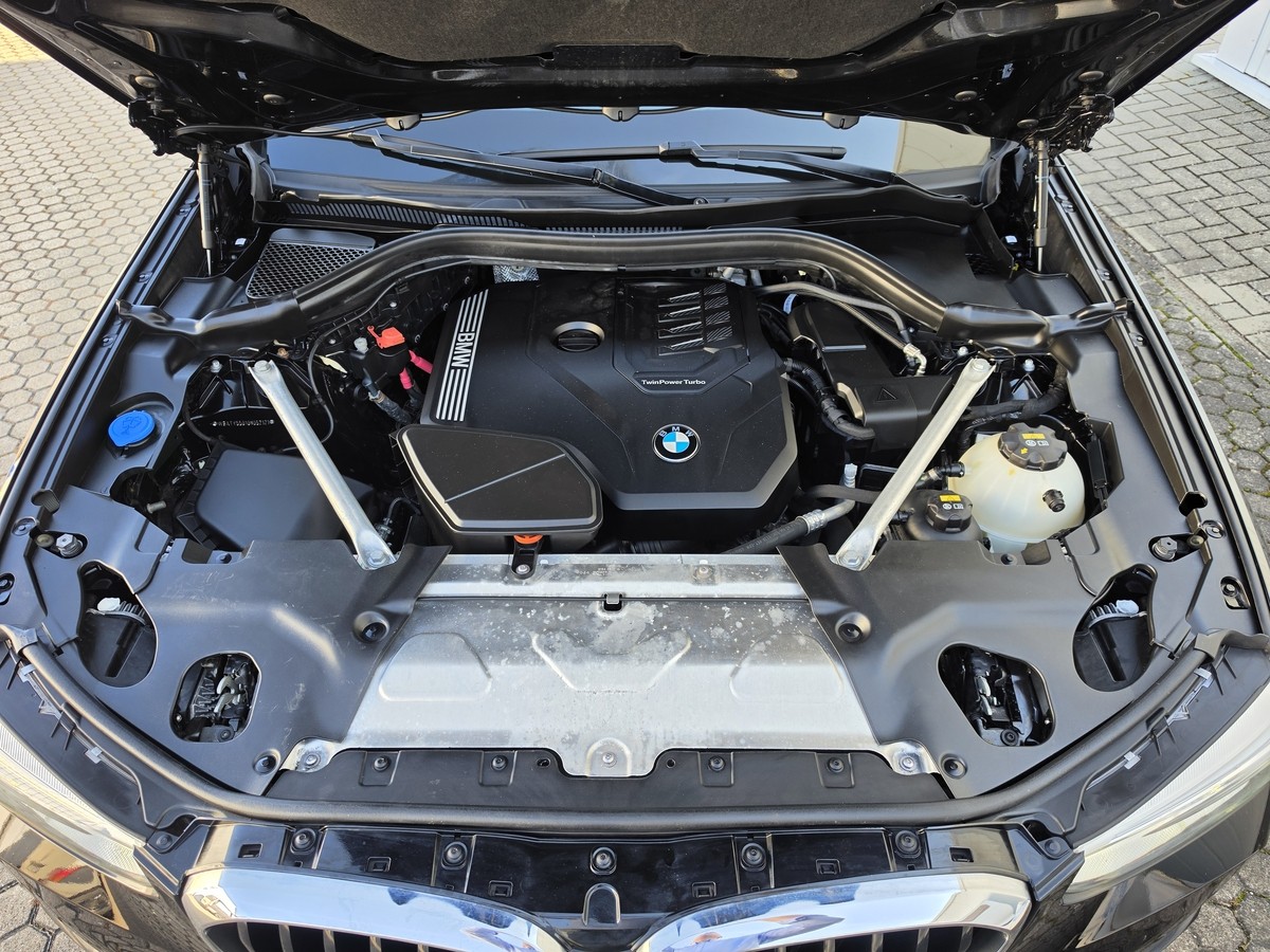 BMW X3 xDrive 30i AHK 2400 kg*Head-Up*LED*Komfortzugang
