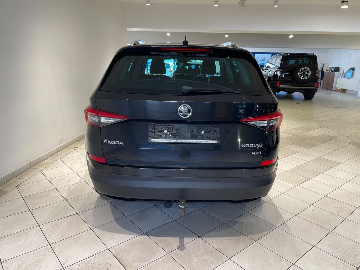 Skoda Kodiaq 2.0TSI DSG Soleil 4x4 AHZV LEDER NAVI StHz
