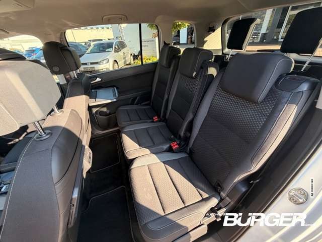 Volkswagen Touran Active 7 Sitzer AHK Navi ACC Apple CarPlay Android