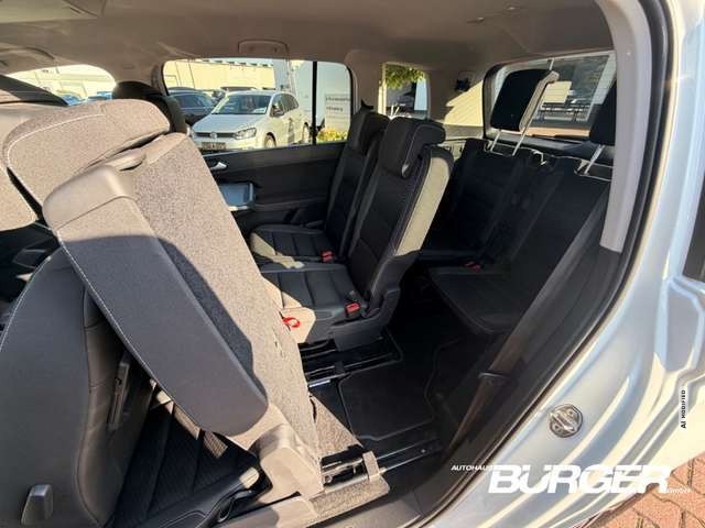 Volkswagen Touran Active 7 Sitzer AHK Navi ACC Apple CarPlay Android