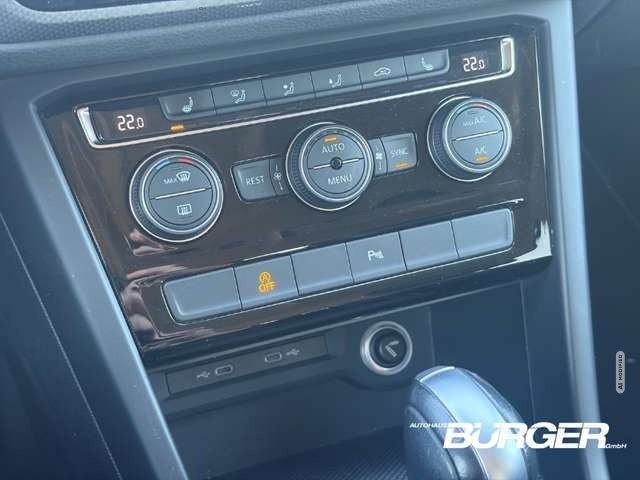 Volkswagen Touran Active 7 Sitzer AHK Navi ACC Apple CarPlay Android