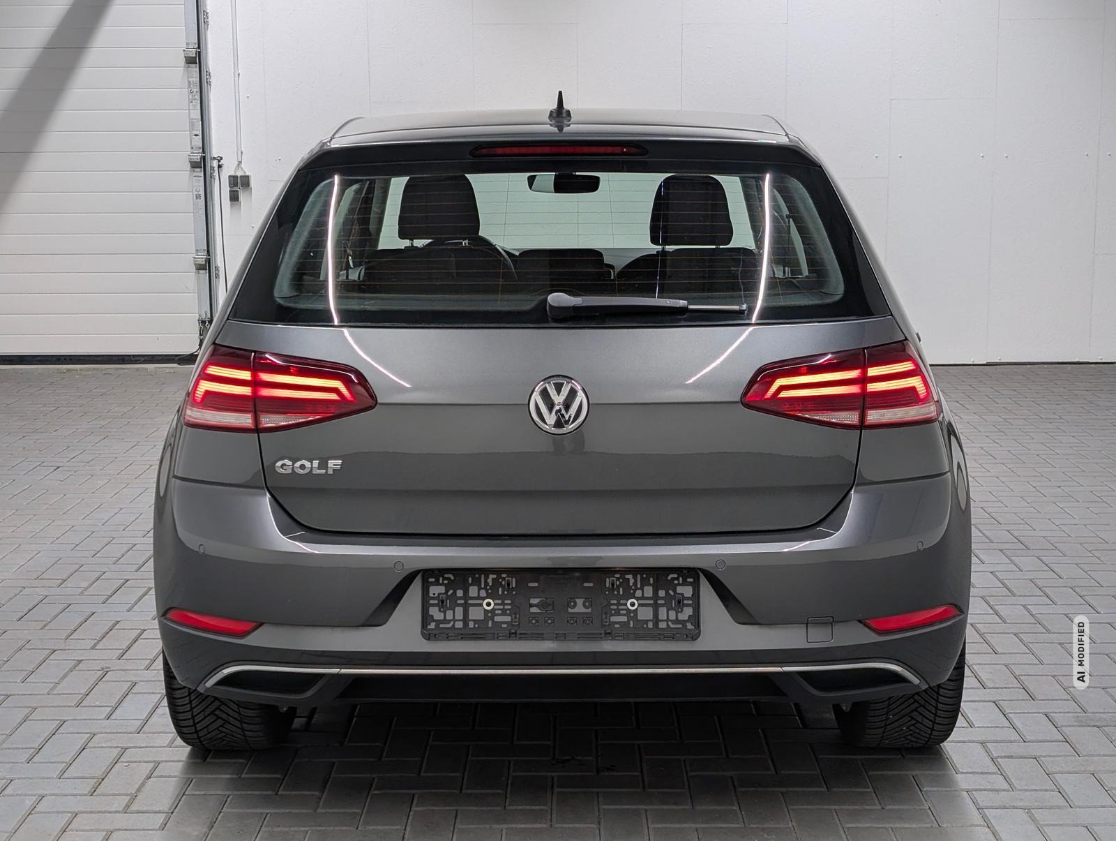 Volkswagen Golf VII LED/Massage/SHZ/PDC/ACC/17-LM