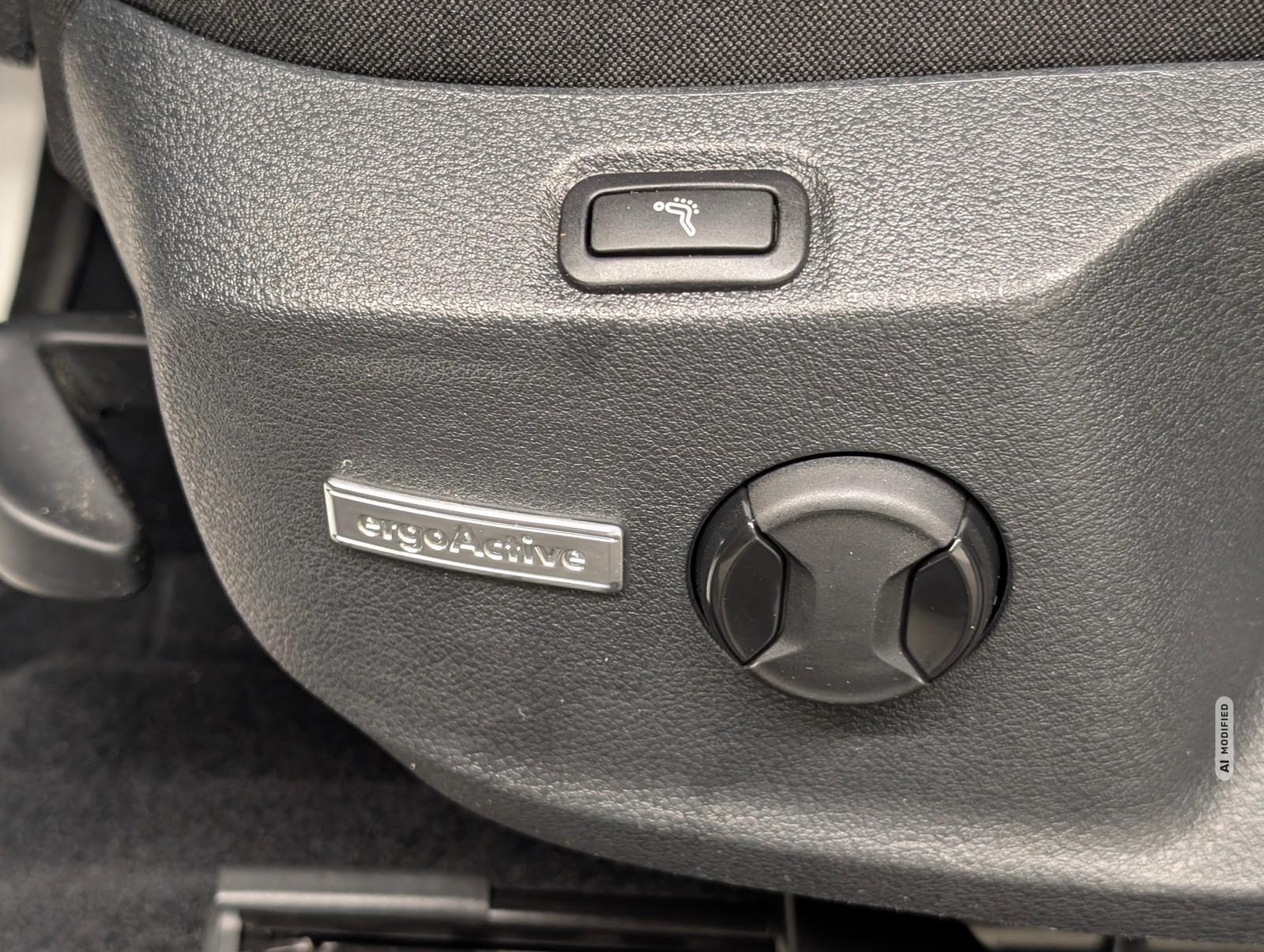 Volkswagen Golf VII LED/Massage/SHZ/PDC/ACC/17-LM