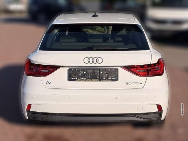 Audi A1 Sportback 30 TFSI beschädigt Digitales Cockpit Tem