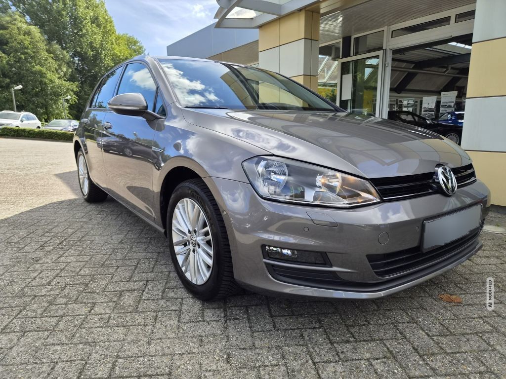 Volkswagen Golf 1.2 TSI BMT*Klima*SHZ*PDC*