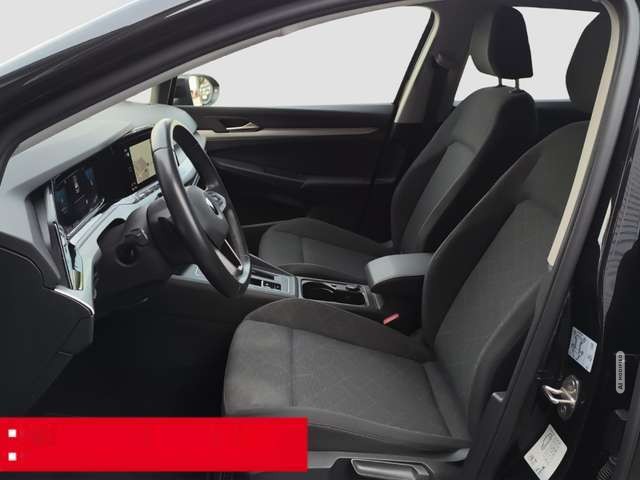 Volkswagen Golf 8 Lim. 1.5 eTSI DSG Life LED NAVI RFK