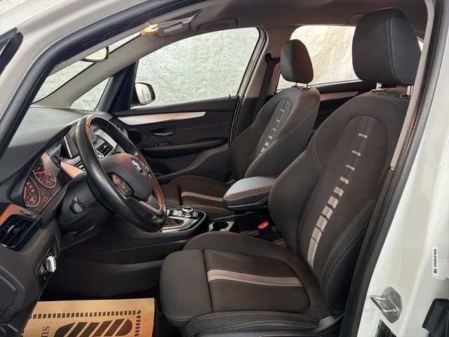 BMW 218 d Active Tourer NAVI LED PDC Sitzheizung AHK