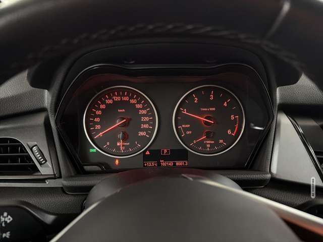 BMW 218 d Active Tourer NAVI LED PDC Sitzheizung AHK