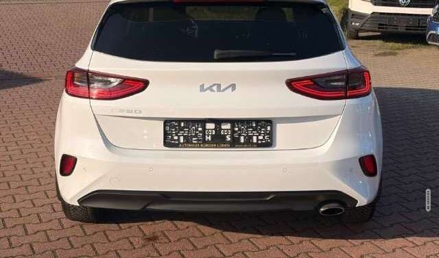 Kia cee'd / Ceed 1.5 Voll LED Kamera APP SitzHZG Klimaautomatik beh