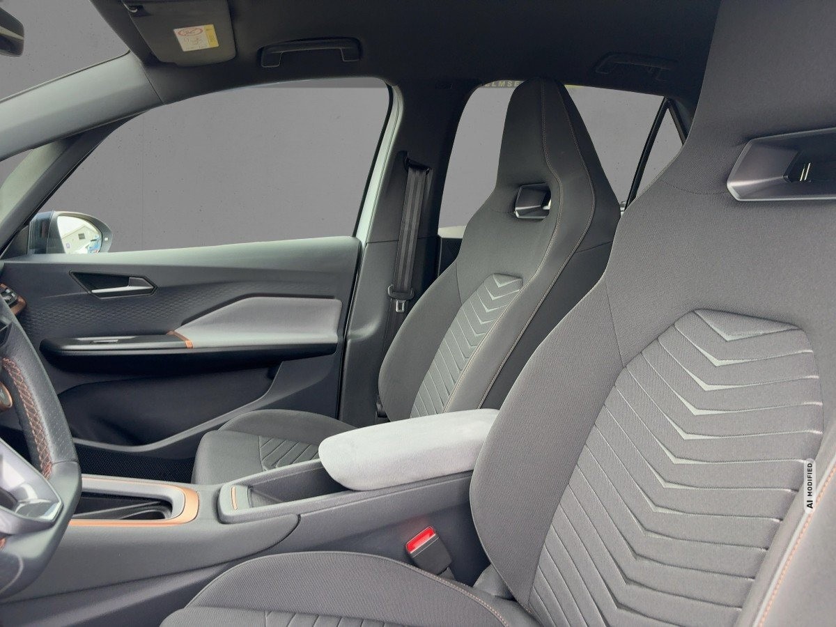 Cupra Born 170 kW ACC,LED,Navi,SHZ,Winterp.,PDC