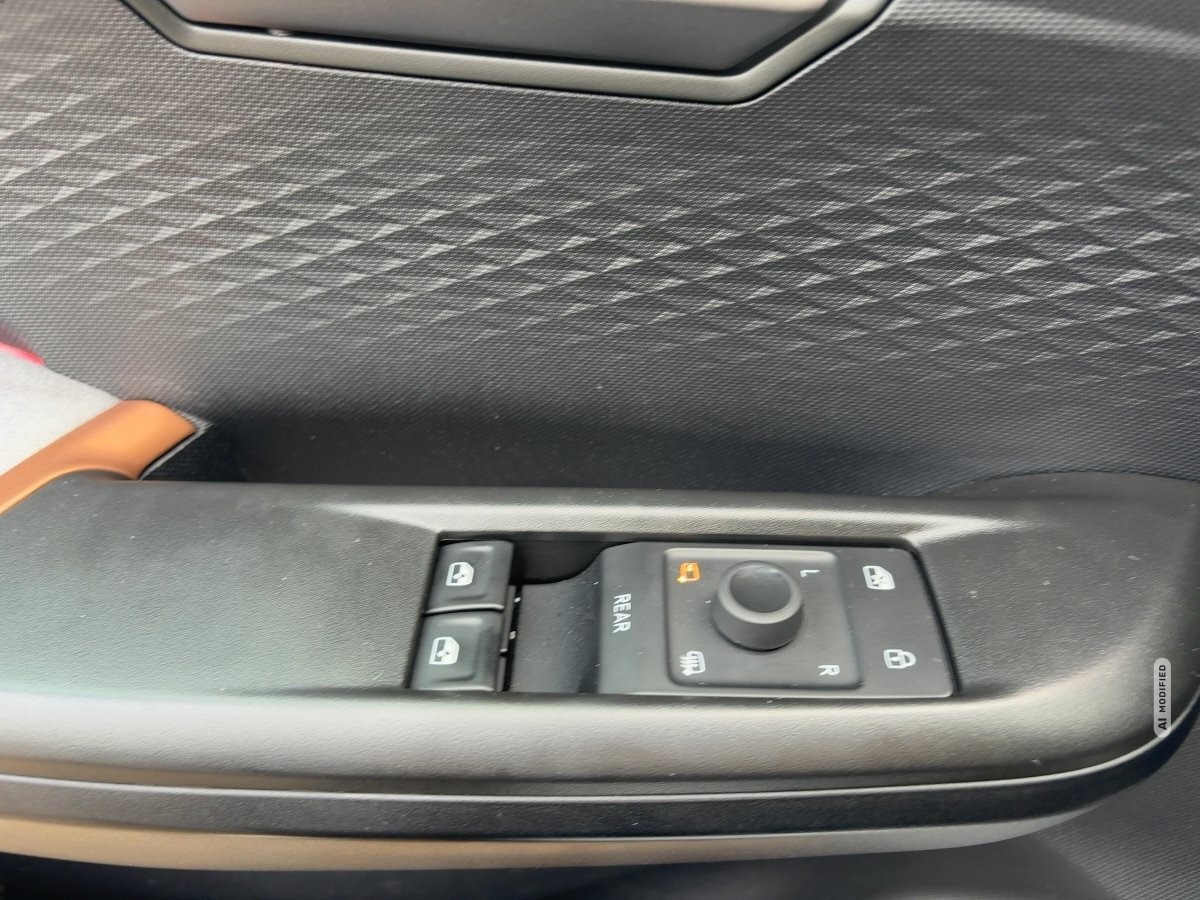Cupra Born 170 kW ACC,LED,Navi,SHZ,Winterp.,PDC