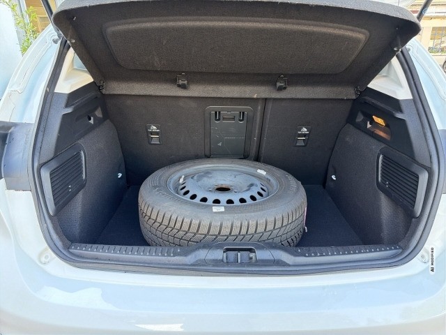 Ford Focus 1.0 EcoBoost Titanium Design +LED+PDC+RFK+NAVI+SZH+KEYFREE+