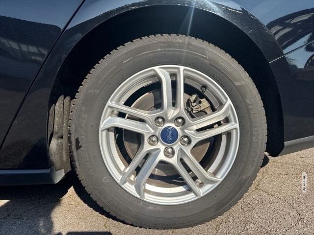 Ford Focus Cool & Connect+Navi+LED+Apple CarPlay+WinterP+Allwetterreifen
