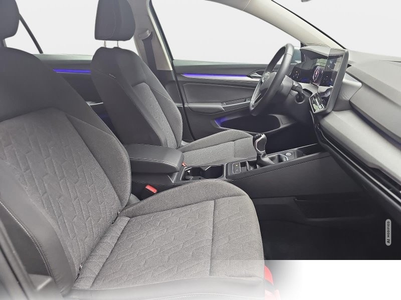 Volkswagen Golf 1.5 TSI VIII Variant Life LED AHK LM