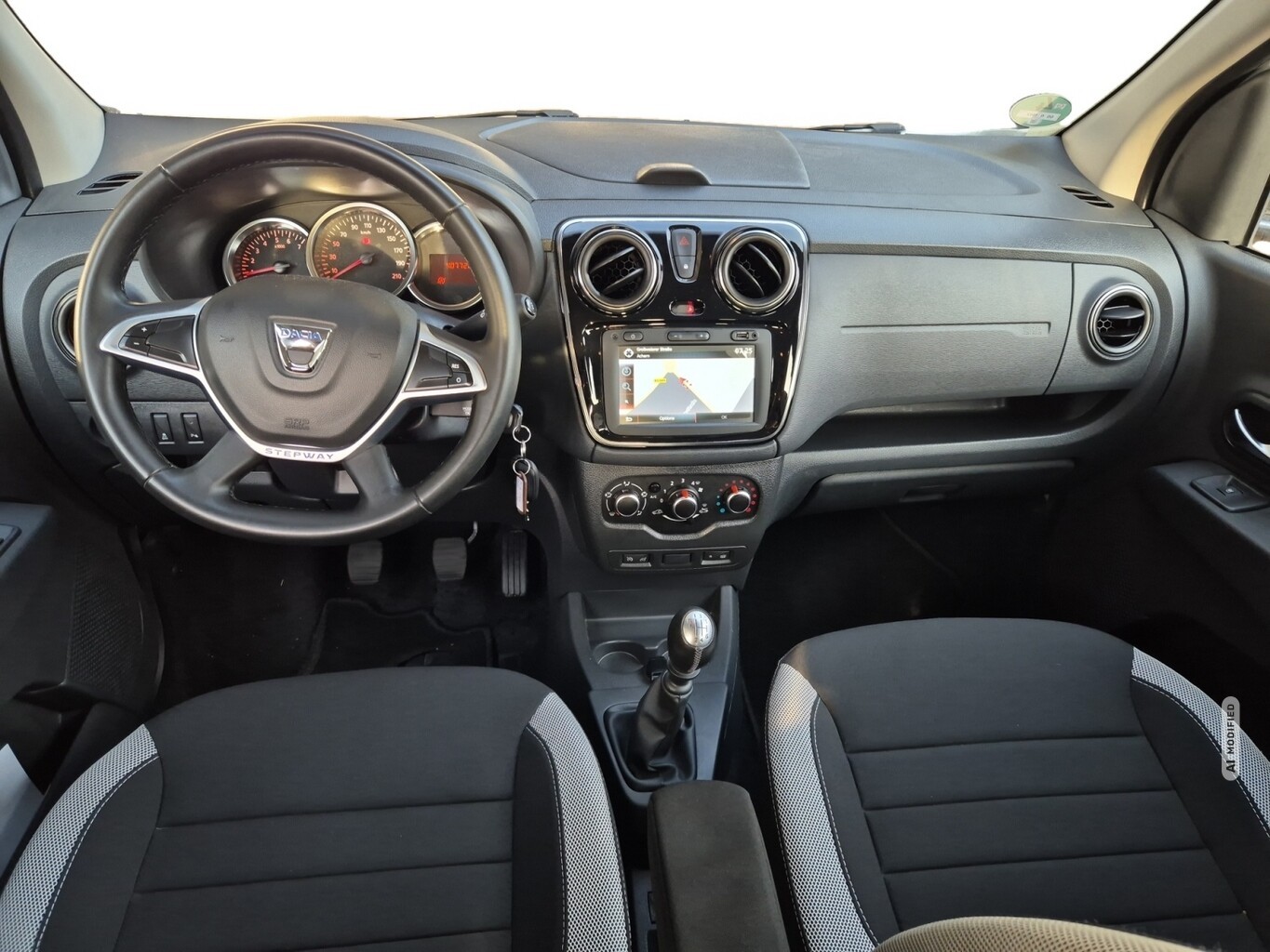 Dacia Lodgy Stepway 1.5 dCi 115 7S Nav PDC Kam SHZ 16Z