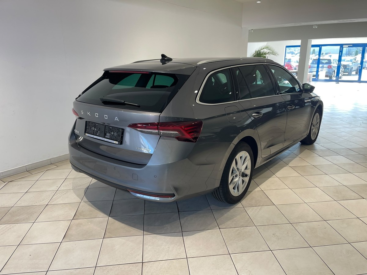 Skoda Octavia Combi 1.5TSI DSG ACC NAVI Winterpaket