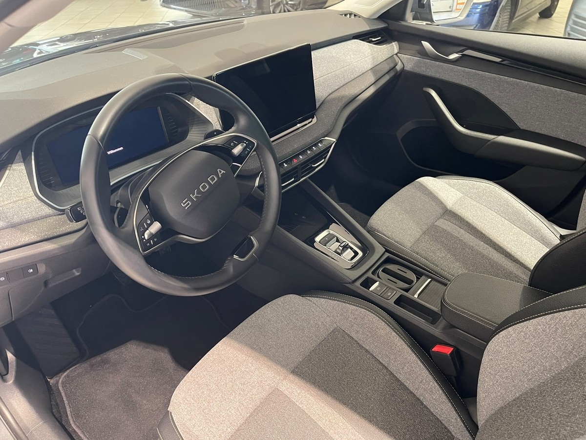 Skoda Octavia Combi 1.5TSI DSG ACC NAVI Winterpaket