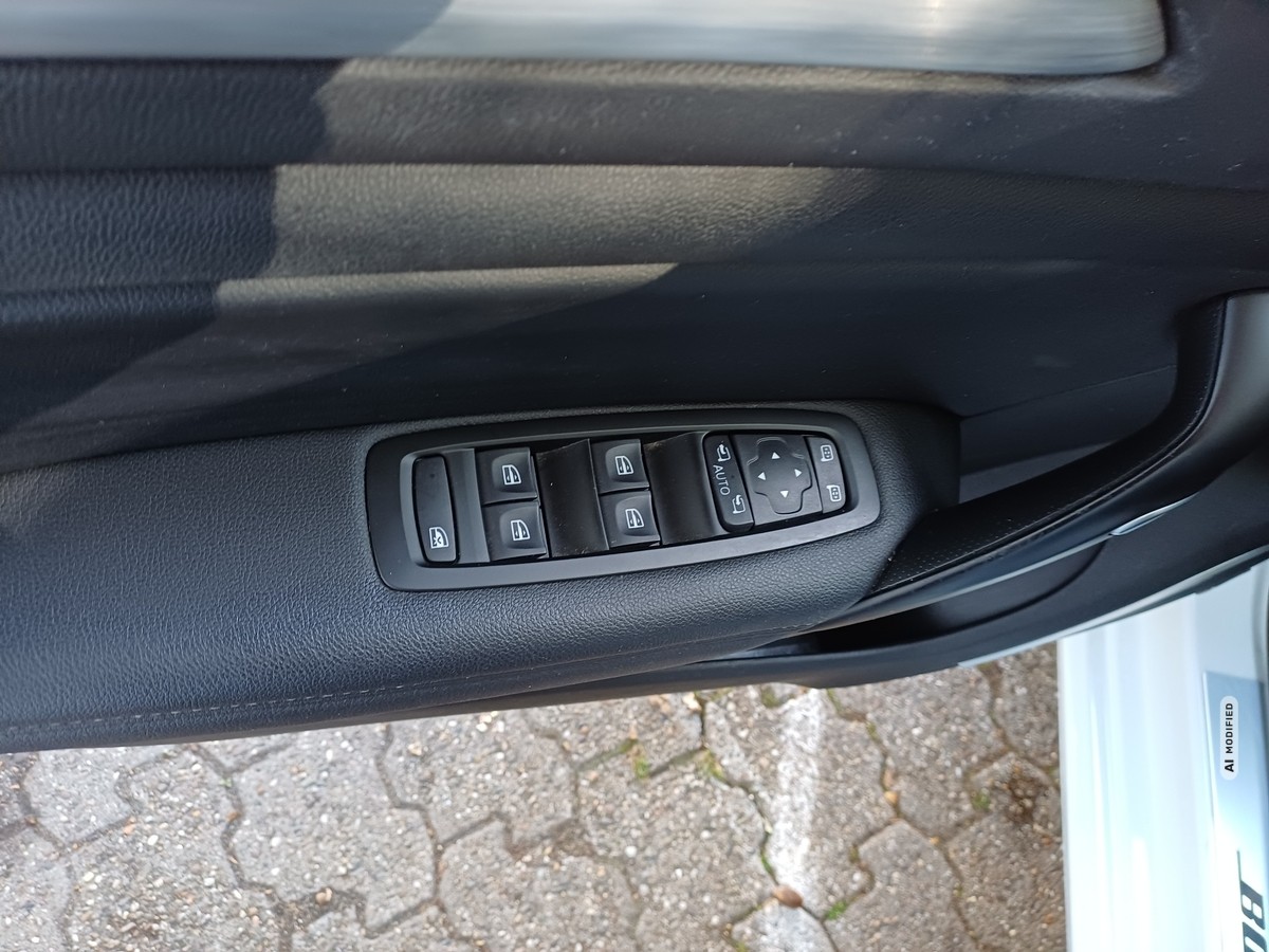 Renault Megane IV 1.5 BLUE dCi 115 BOSE-EDITION KLIMA NAVI-PAKET FAM