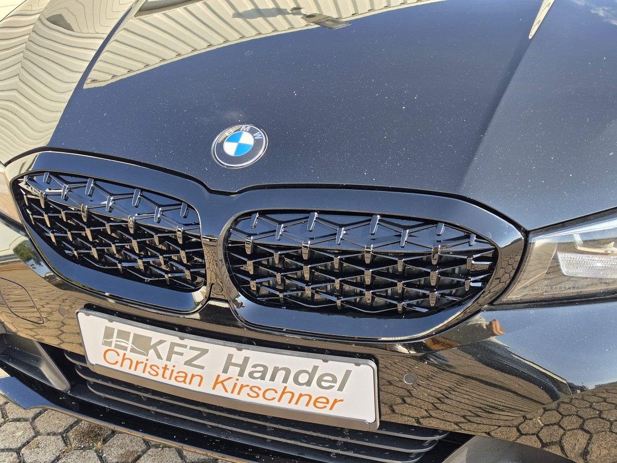 BMW 318d*Sportsitze*Pano*Live Cockpit Prof.*DAB*LED