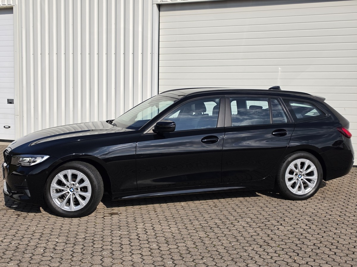 BMW 318d*Sportsitze*Pano*Live Cockpit Prof.*DAB*LED
